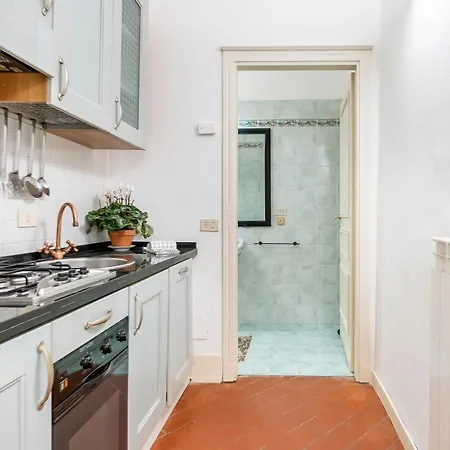 Santa Croce Allegri Apartment *